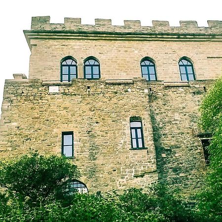 Bed and Breakfast Castello Di Муджа Экстерьер фото