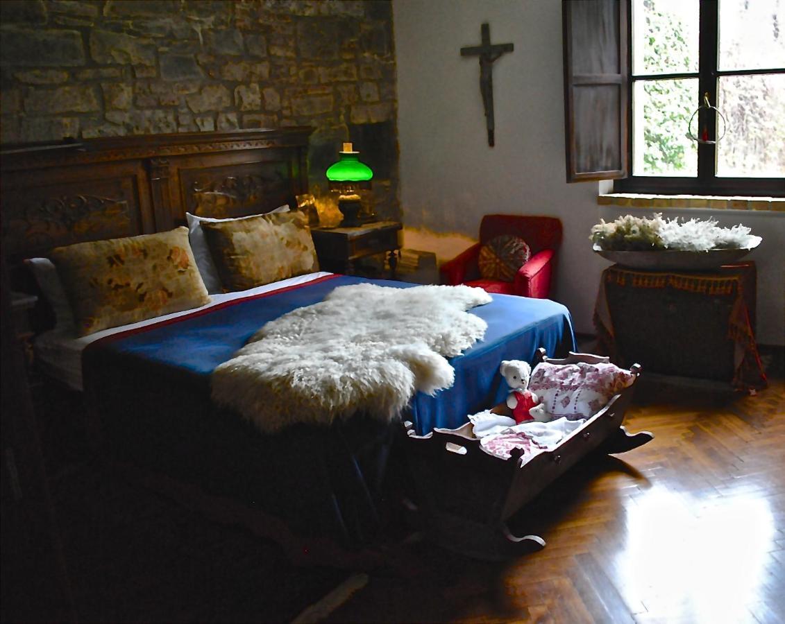 Bed and Breakfast Castello Di Муджа Экстерьер фото